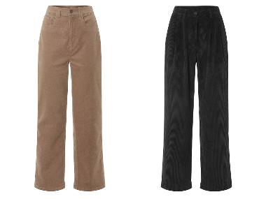 Pantalon en velours côtelé pour femme, coupe large et droite.