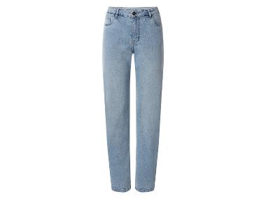 Women's Straight-Fit Jeans