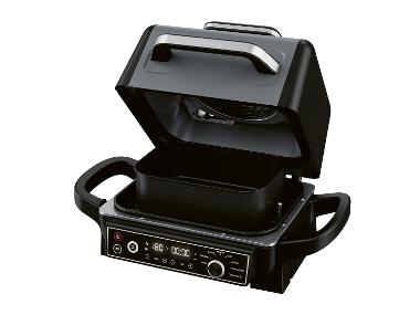 Electric Grill and Smoker