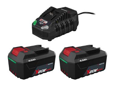 Set van 2 accu's 20 V - 4 Ah en snellader - 4,5 A